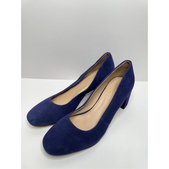 27 Edit Naturalizer Pumps Size 8.5 Wide Navy Blue Suede Leather Block Heel NEW - Picture 2 of 10